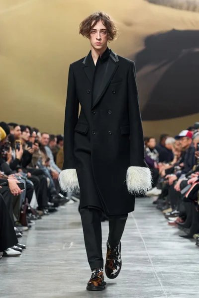 Look 68